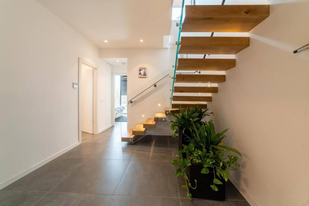 Amazing Penthouse On Gordon Beach 8 Guests Tel Aviv Exterior foto